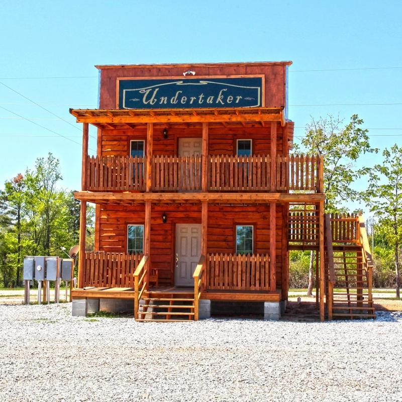 Diamonds Old West Hotel Murfreesboro Exterior photo